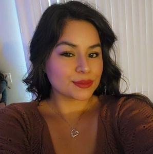 Meet your Posher, Linda